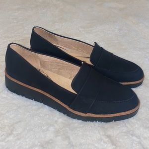 NWT Life Stride Black Loafers